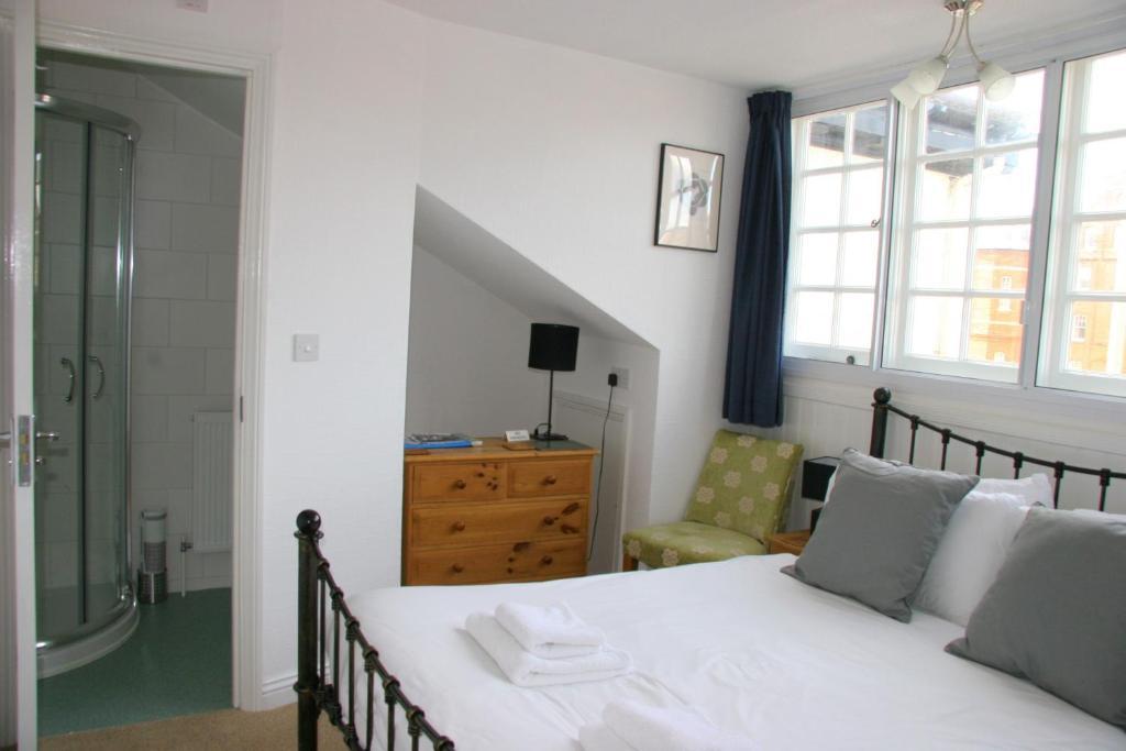 Wedgewood Guest House Norwich Exterior photo